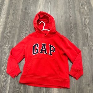 Kids Red Gap hoodie - size 6/7 - small